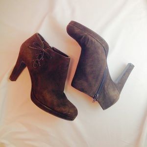 Bandolino Booties Brown Suede